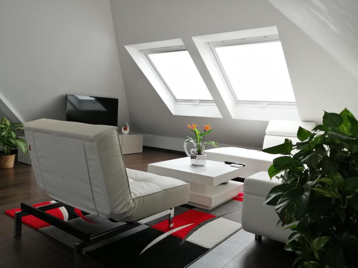 Ruhige Wohnung In Der Naehe Von Frankfurt Kelkheim Exteriör bild